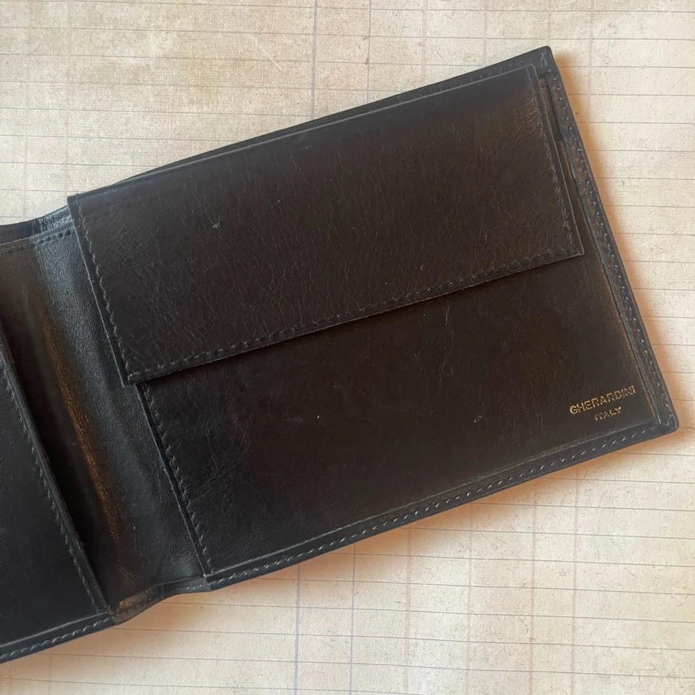 Gherardini Sleek Black Bi-Fold Wallet